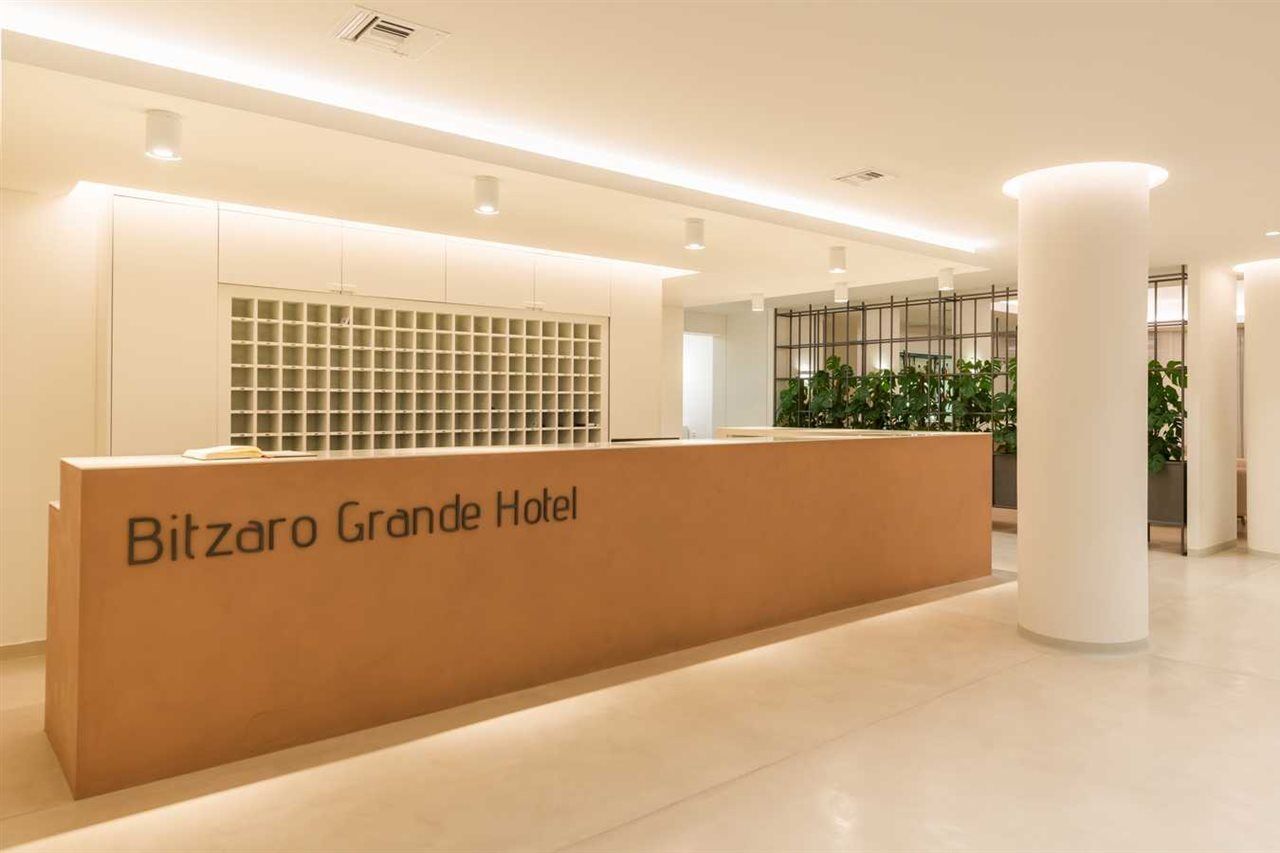 Bitzaro Grande Hotel & Suites Kalamákion المظهر الخارجي الصورة